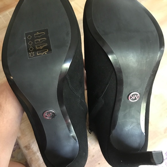 Michael Kors Suede Peep Toe Booties 9.5 - Picture 6 of 8